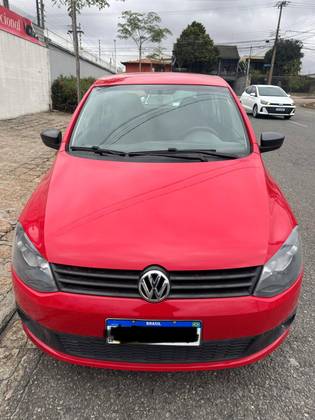 VOLKSWAGEN FOX 1.0 MI 8V FLEX 4P MANUAL VOLKSWAGEN FOX 1.0 MI 8V FLEX 4P MANUAL